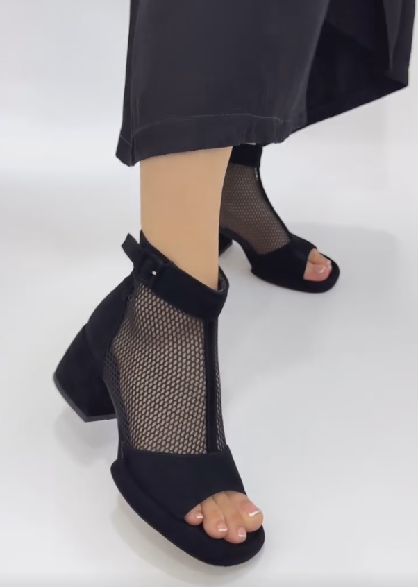 Transparent mesh open toe low heel sandals