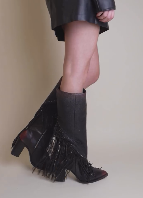 Tassel zipper denim boots