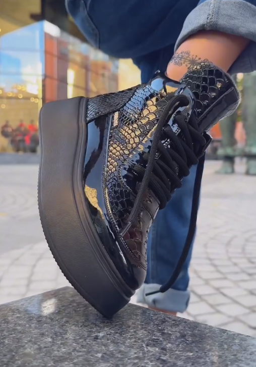 Black Warrior genuine leather casual sneakers