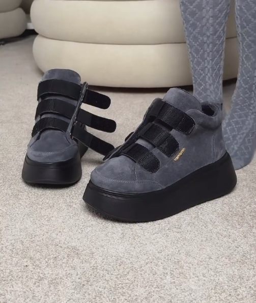 Gray-blue Velcro suede casual shoes