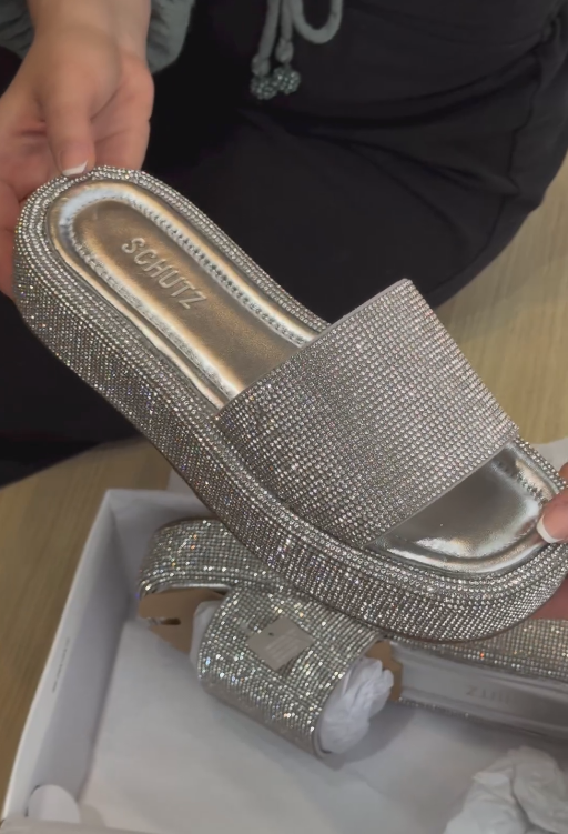 Glittery and rhinestone-embellished casual platform shoes