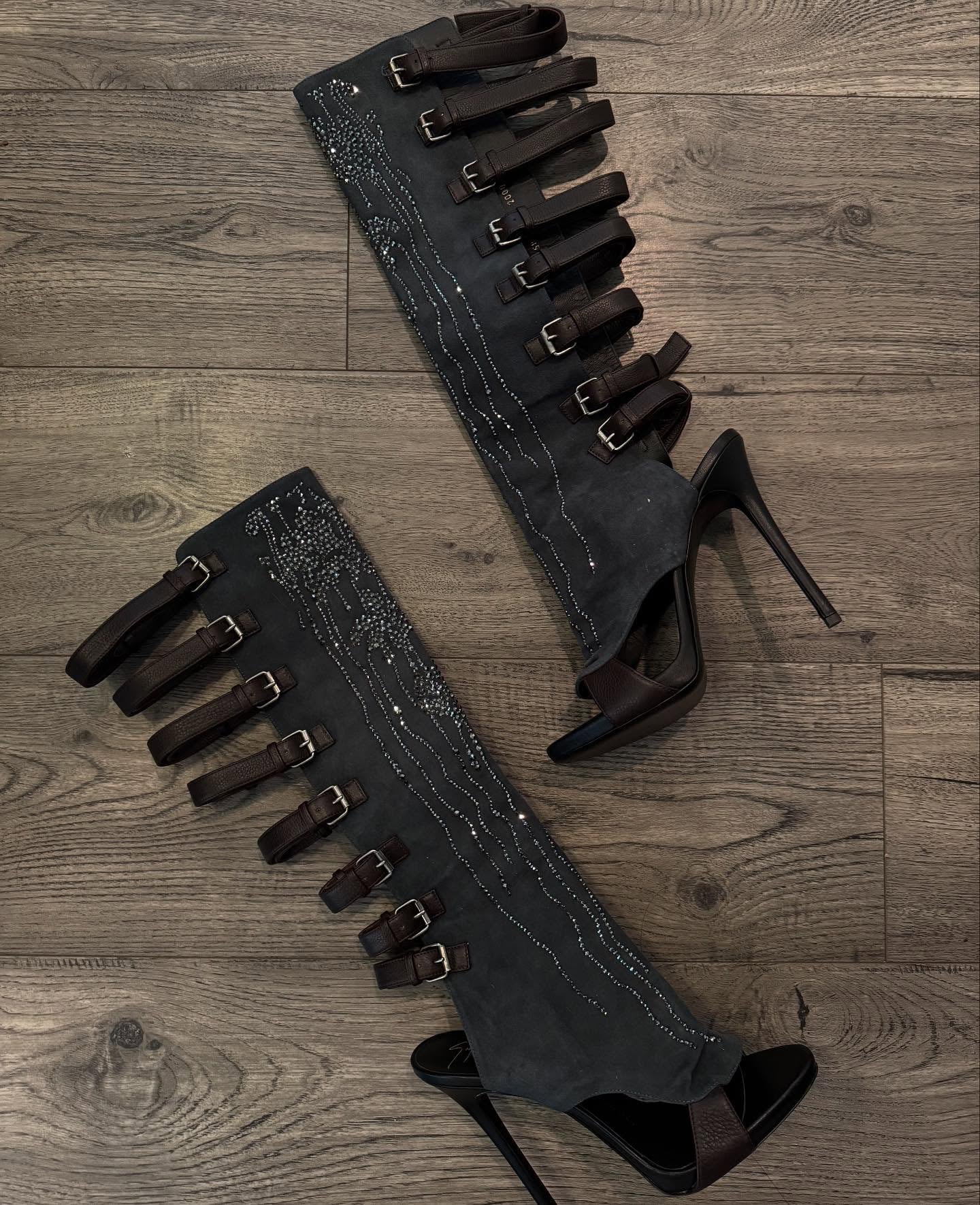 sequined lace-up high-heeled boots