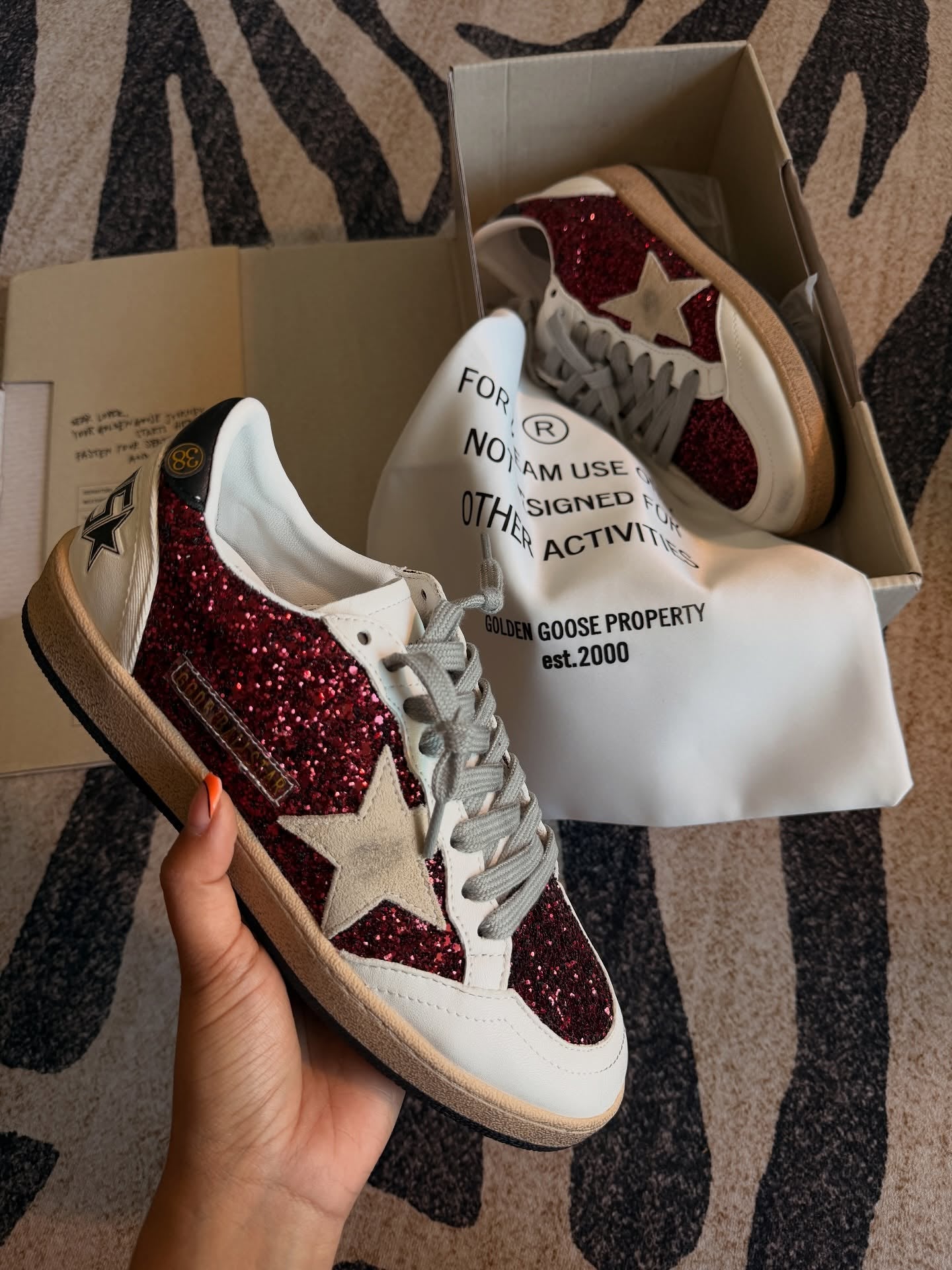 Red sequined casual shoes