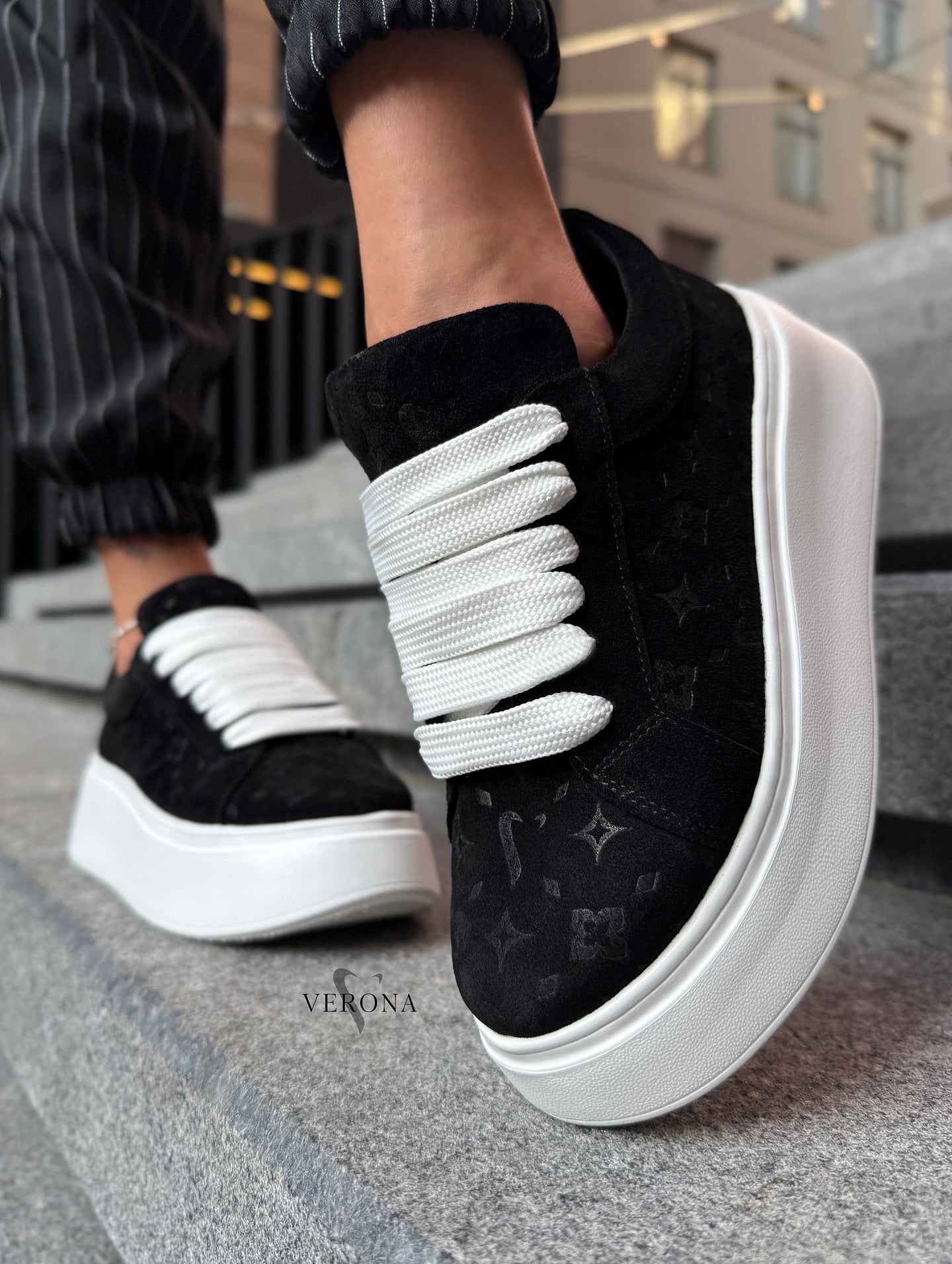 Printed suede soft-soled casual sneakers