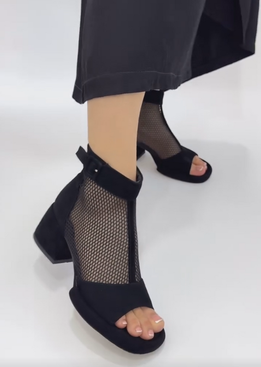 Transparent mesh open toe low heel sandals