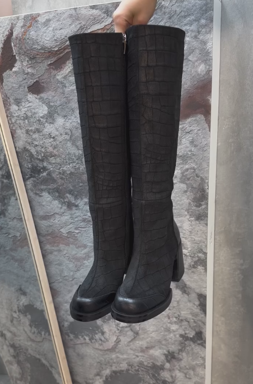Black textured vintage high boots