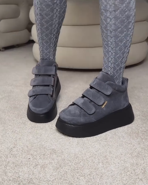 Gray-blue Velcro suede casual shoes