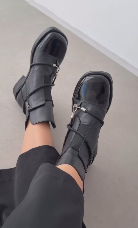 Wrapped chain side zipper ankle boots