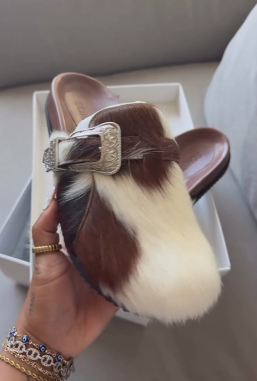 Cow-colored polka dot denim slippers