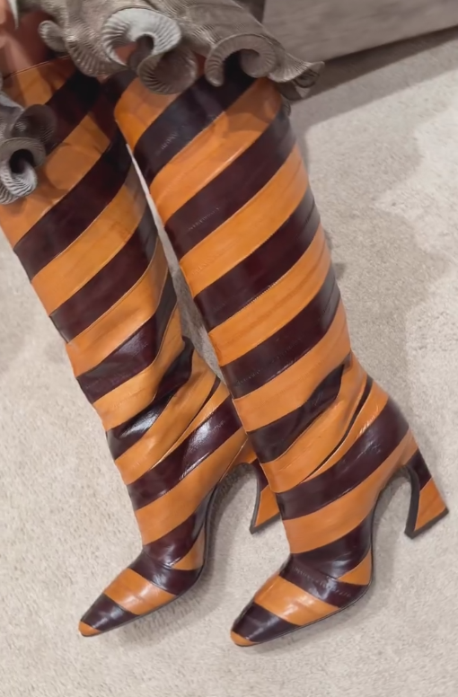 Brown color-blocked chunky heeled high boots