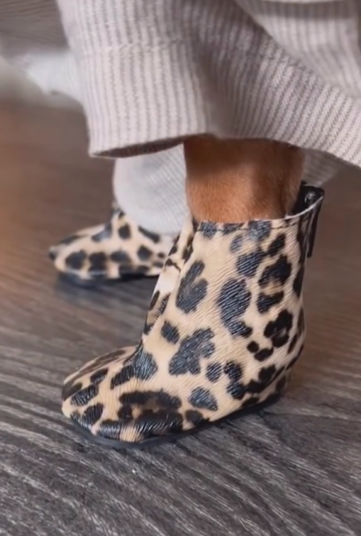 Dog-specific - Leopard print boots