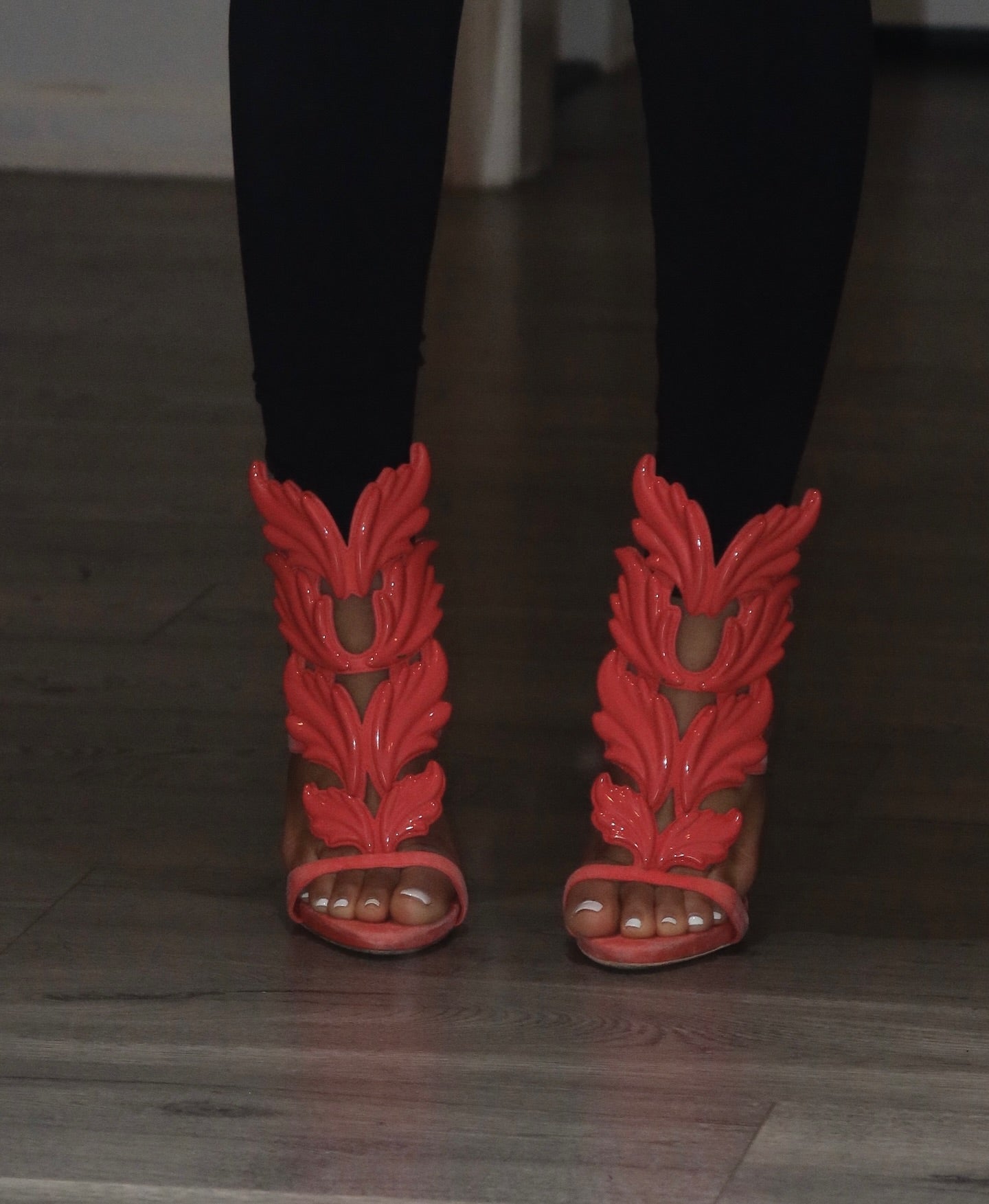 Phoenix Wing Gold Powder High Heels