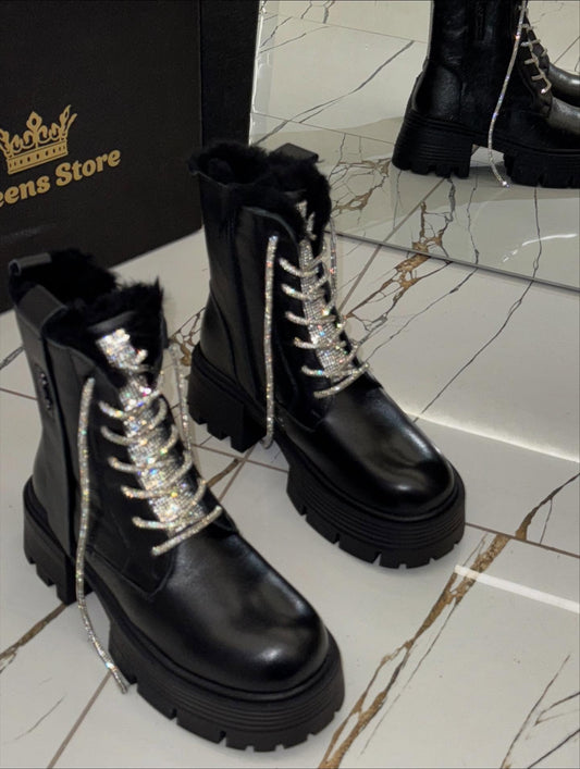 Silver diamond duck tongue plush ankle boots